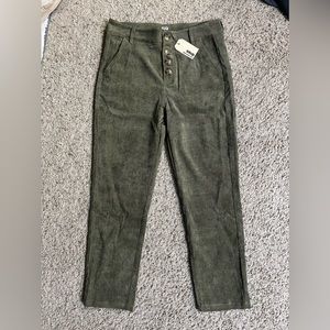 M/L Green Corduroy Pants
